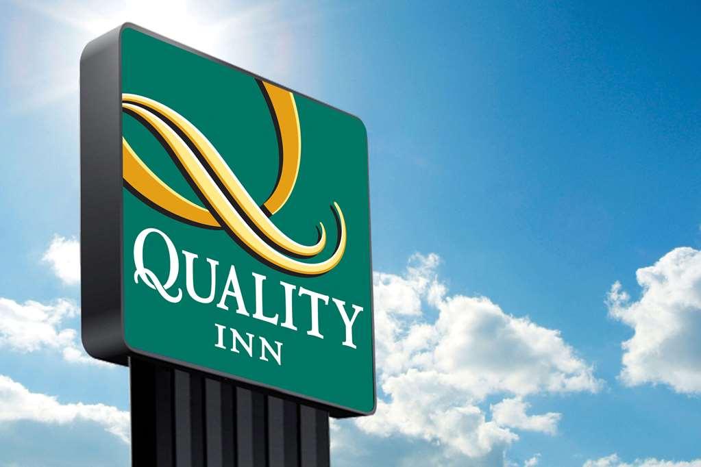 Quality Inn Jackson Bagian luar foto